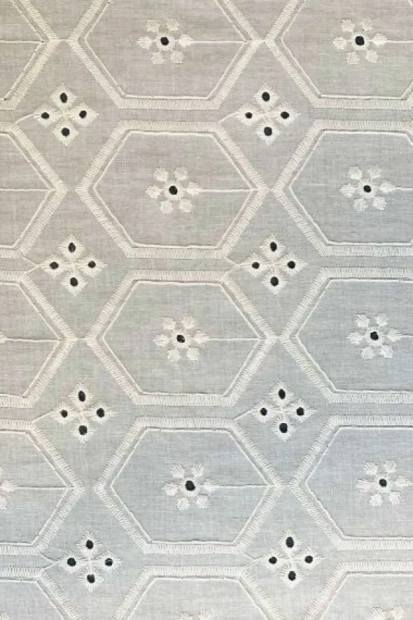 Broderie Katoen - Flowers in Diamond - Off White