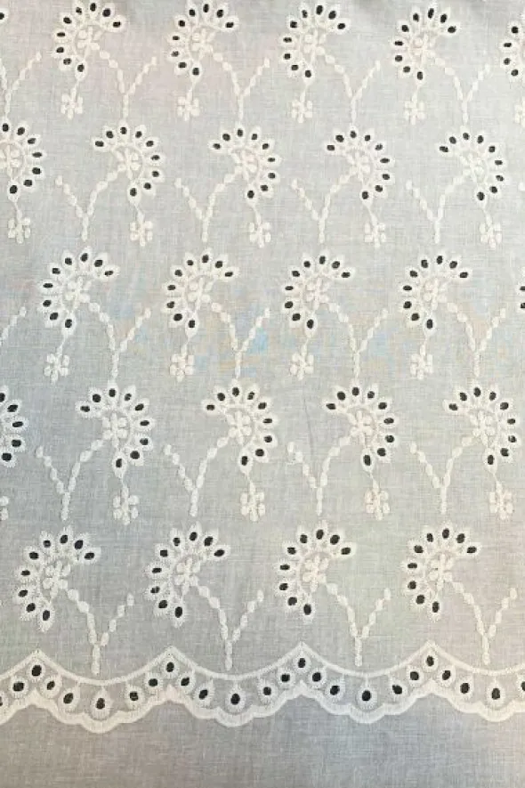 Broderie Katoen - Granny's Flowers - Off White