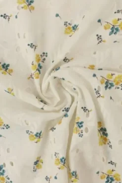 Broderie Katoen Print - Tiny Yellow Flowers on White