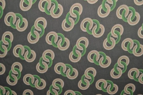 Chiffon - Green/Beige Chains on Black