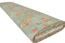 Katoen - Baby Deer in Nature on Vintage Green