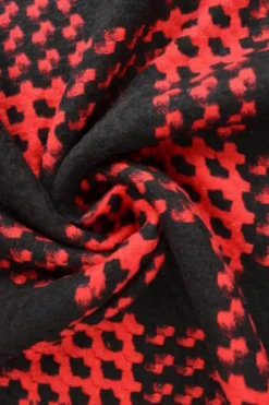 Mantelstof - Spicy Red and Black Squares