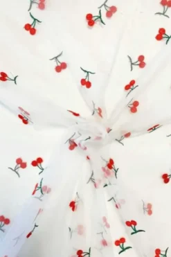 Mesh - Sweet Cherries on White