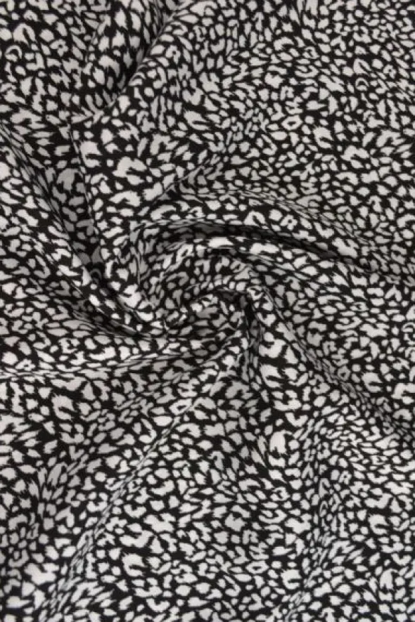 Viscose - Cheetah on Black