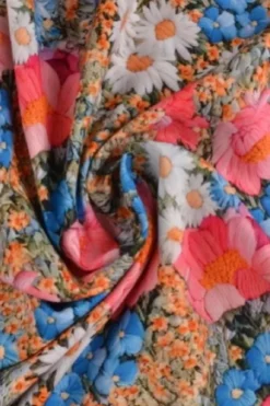 Viscose - Embroidery Pink/White/Blue Flowers